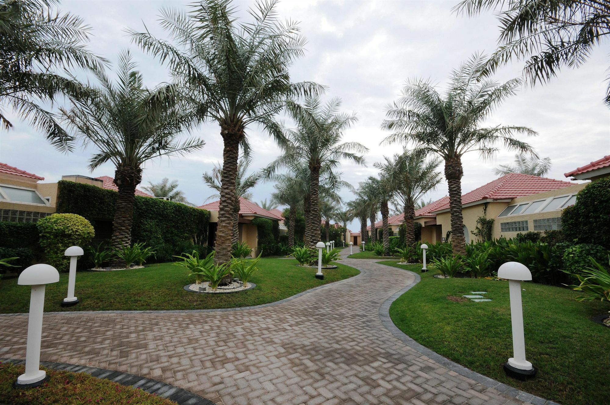 Albander Hotel & Resort Ситра Экстерьер фото
